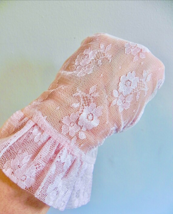 Vintage Fingerless Pink Lace Gloves, Dead Stock Glove… Gem