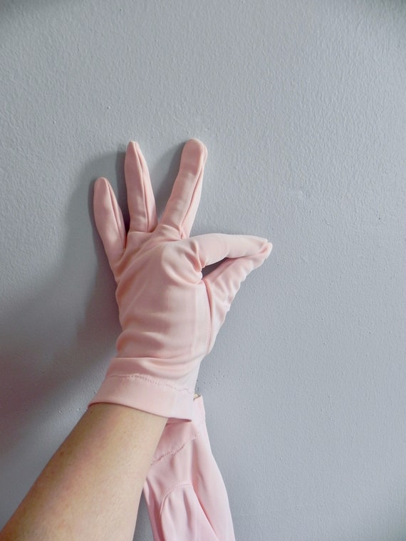 Vintage 50s Pink Gloves, Dead Stock Wrist Length … - image 5