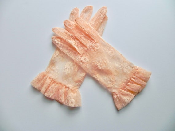 Vintage 80s Peach Lace Gloves, Dead Stock Gloves w