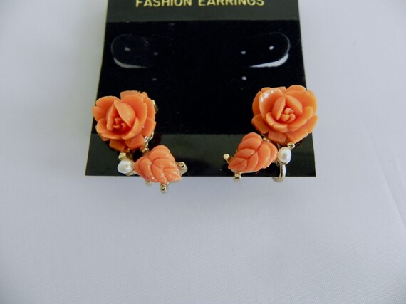 Vintage Earrings 40s Carved Coral Roses with Pearl - image 3
