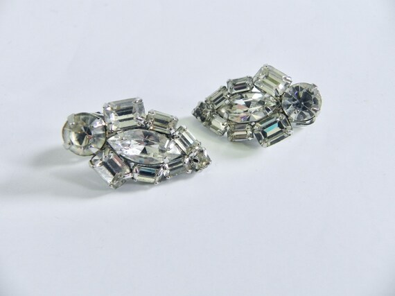 Vintage WEISS Diamonte Earrings Big Sparkling Sto… - image 4