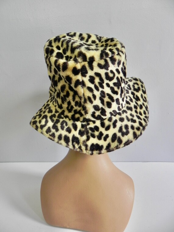 Vintage 60s Leopard Hat - Groovy Faux Fur - image 5