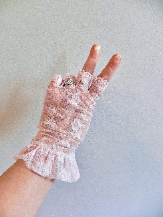 Vintage Fingerless Pink Lace Gloves, Dead Stock Glove… Gem