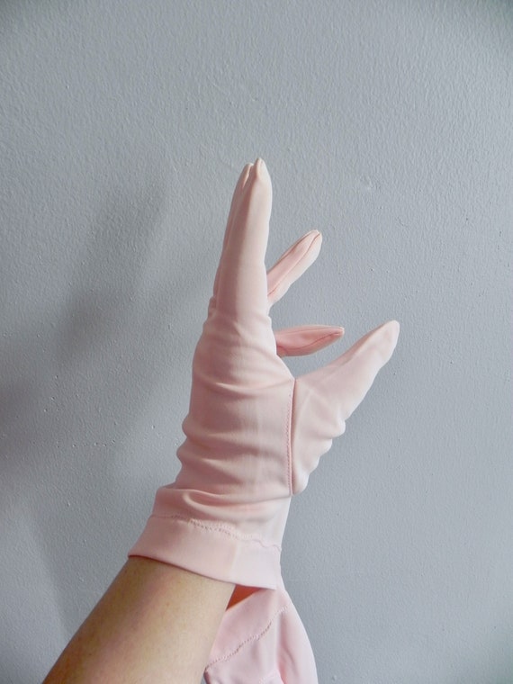 Vintage 50s Pink Gloves, Dead Stock Wrist Length … - image 9