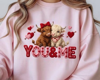 Valentines Highland Cow Love Sweatshirt,Highland Cow Valentine's Day Sweatshirt, Western Valentine Shirt, Cow Lover Gift Sweatshirt