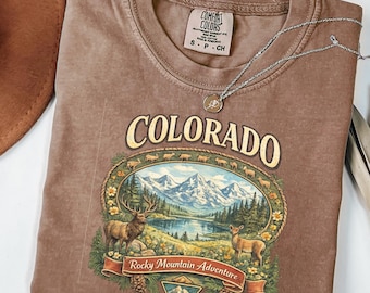Vintage Colorado Rocky Mountains T-Shirt – Outdoor Discovery Graphic Tee, Comfort Colors Ivory