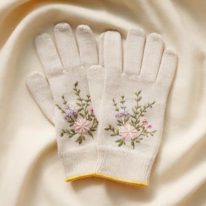 Embroidered Wild Flowers Gardening Gloves, Garden Lover Gloves, Garden Working Gloves, Outdoor Working Gloves, Floral Gloves.