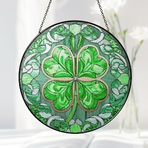 Shamrock Stained Glass Suncatcher, Shamrock Suncatcher, Shamrock Glass Hangings, St. Patrick&#39;s Day Decoration, Irish Gift, Irish Shamrock
