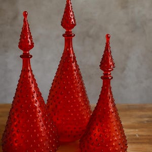 Handblown Red Hobnail Glass Perfume Bottle: Vintage Vanity Decor