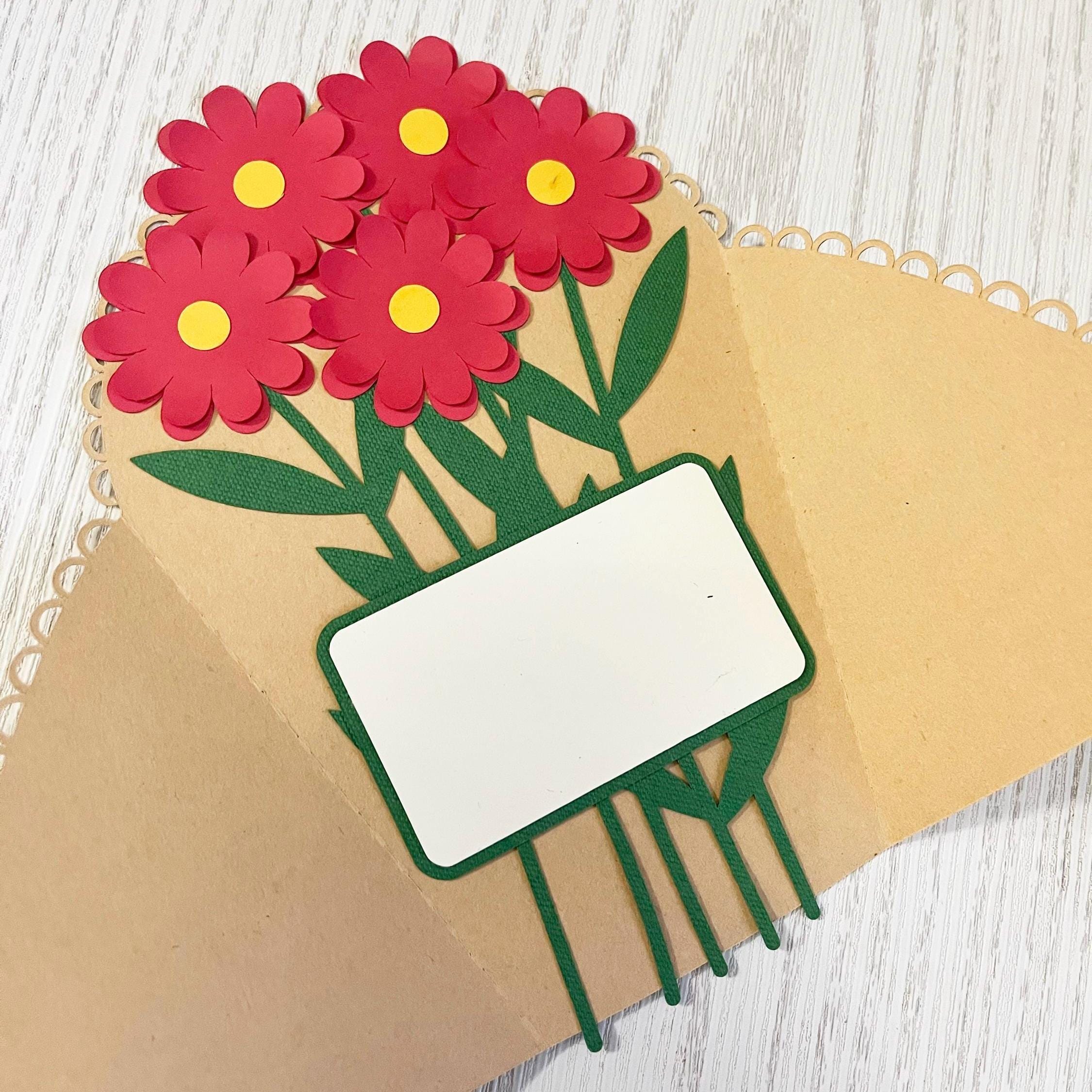 Daisy Bouquet Card SVG File: Floral Greeting Card Design for Cricut and ...