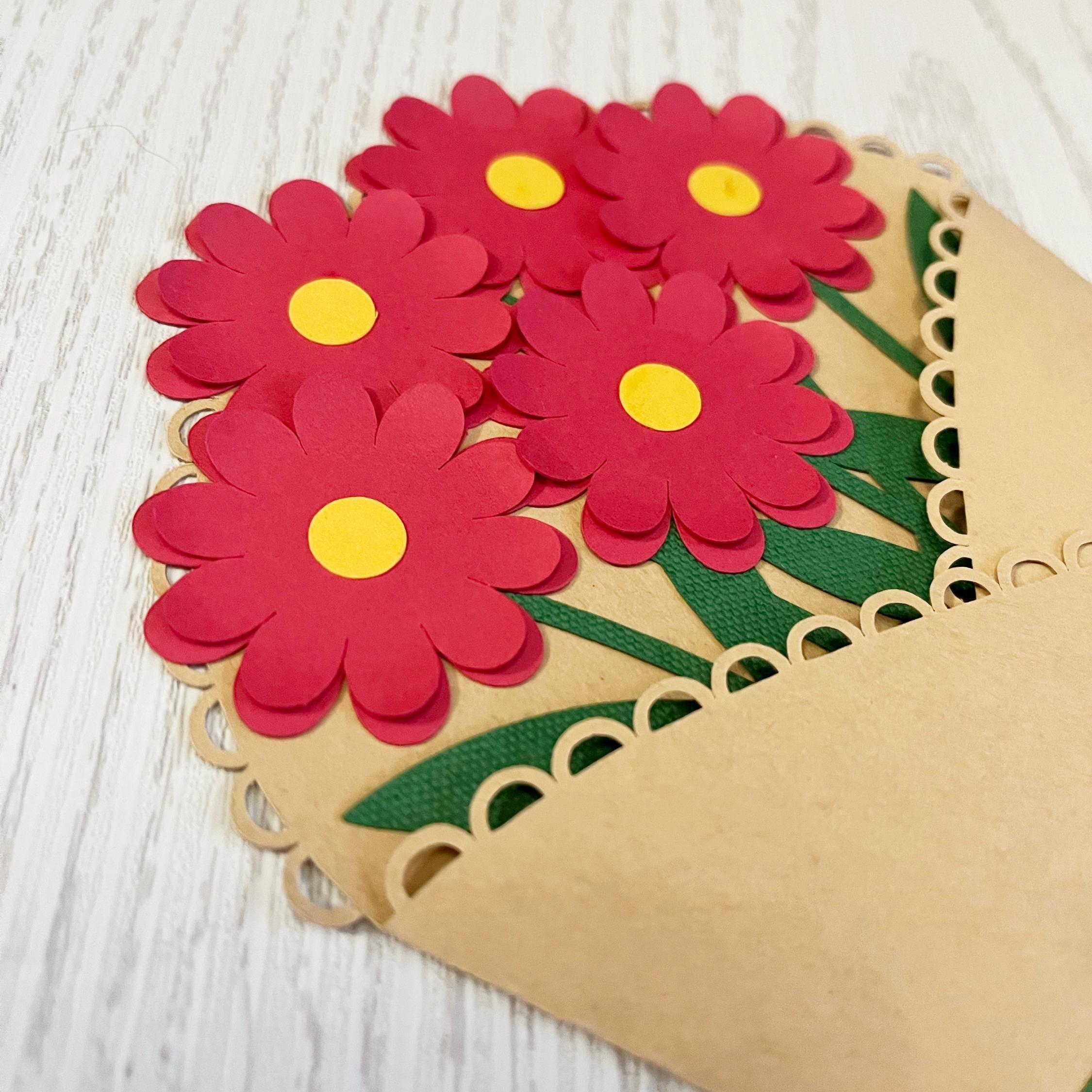Daisy Bouquet Card SVG File: Floral Greeting Card Design for Cricut and ...