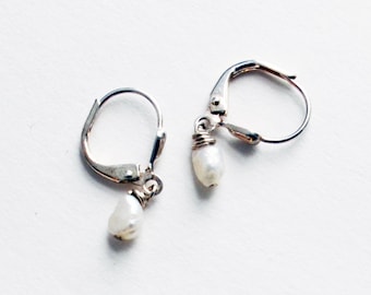 Delicate Earrings Tiny Pearl Earrings Petite Earrings Pearl Dangles Girls Earrings Silver Earrings Fresh Water Pearl Earrings Minimal Simple