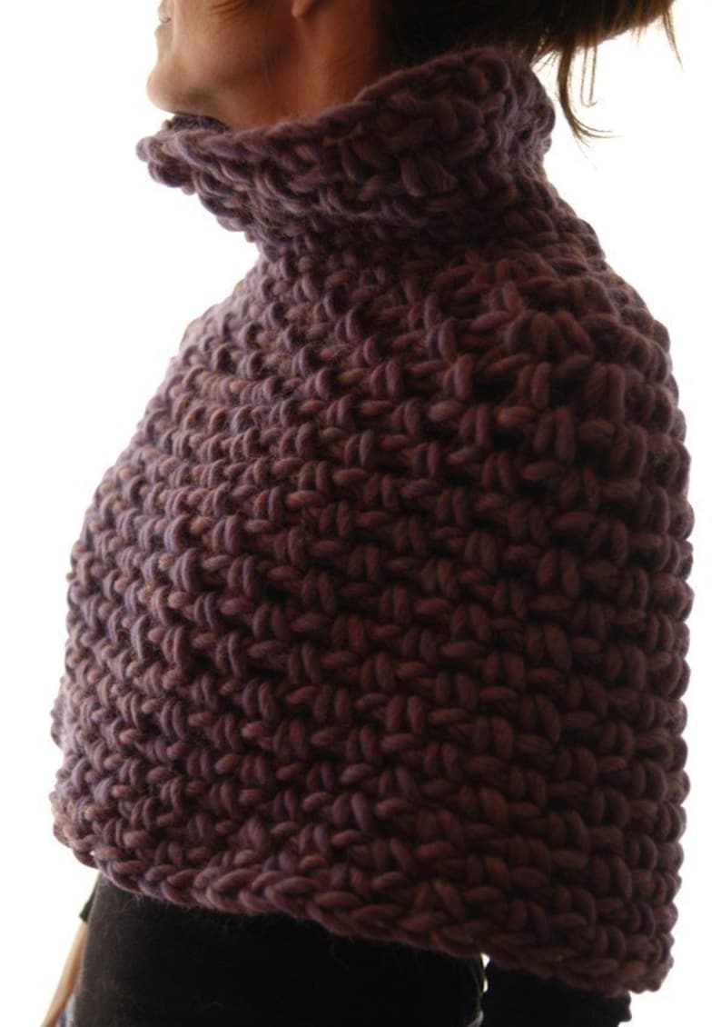 CROCHET PATTERN pdf Instructions to Make: Magnum Capelet 4 crochet pattern image 1