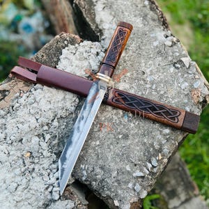 Hand Forged Viking Seax Knife With Leather Sheath, Sharp Hunting Knife for Camping, gift for Men / Women on Anniversary, Birthday or Wedding