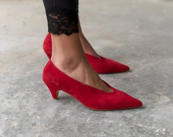 Rote Wildleder Kitten Heel Pumps, Spitze Toe Klassische Braut Heels, Hochzeitsschuhe