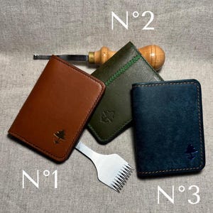Porte-cartes en cuir véritable de vachette au tannage végétal, fabriqué main en France