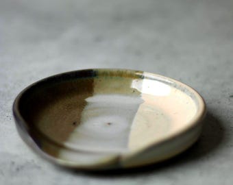 Reposacucharas de cerámica hecho a mano, menaje de cocina contemporáneo, verde bosque