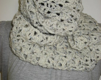 crochet scarf  mobius  handmade  in aran tweed soft- mobius scarf crochet in aran tweed - handmade infinity crochet tweed scarf