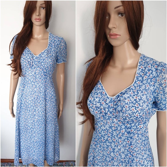 Vintage 70s Young Innocent Arpeja Blue Daisy Midi
