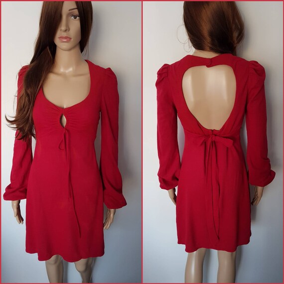 Vintage 60s Raspberry Red Knit Keyhole Open Back M