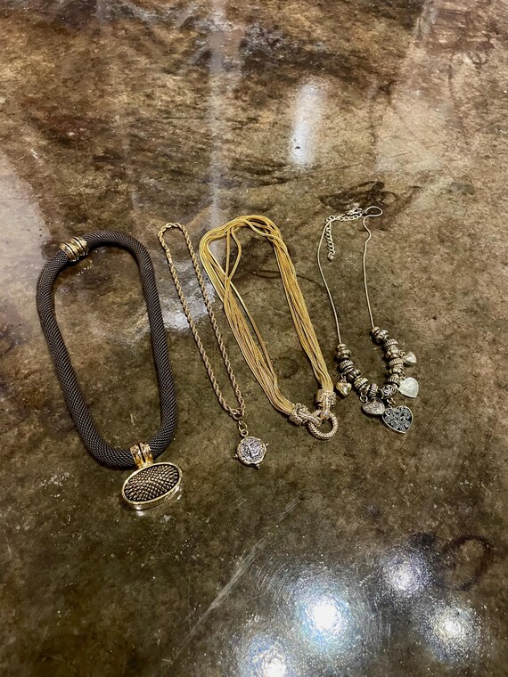 Vintage Necklaces Bundle - image 2