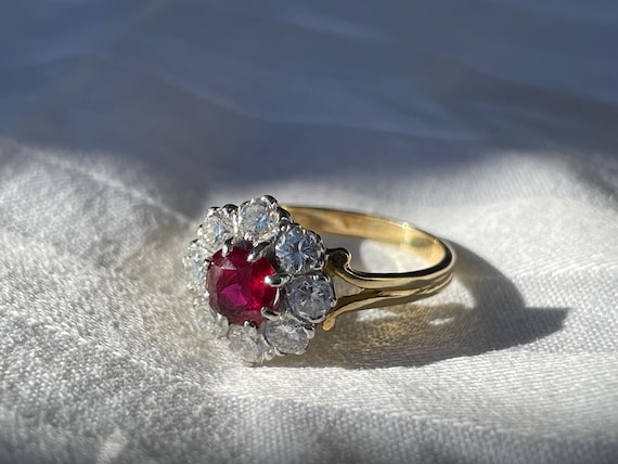 London Antique* Ruby cluster ring with diamonds c… - image 3