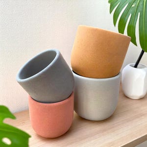 Moderne betonnen plantenbak voor vetplanten, handgemaakte cementpot, hedendaagse plantenhouder voor binnen, cadeau-idee voor plantenliefhebbers