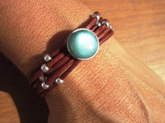 medium brown leather bracelet, green stone Bracelet, funky bracelets, funky jewelry, leather bracelet, funky trends, fashion jewelry