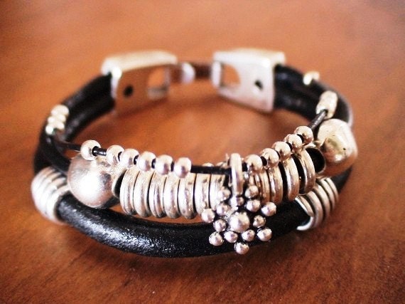 Black beaded bracelet, beaded jewelry, beads bracelet, black leather bracelet, charm bracelet, silver bracelet, leather bracelet