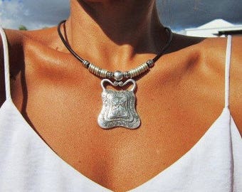 Tribal jewelry, tribal necklaces, boho jewelry, women fashion, leather necklaces, womens necklaces, silver necklaces, pendant necklace