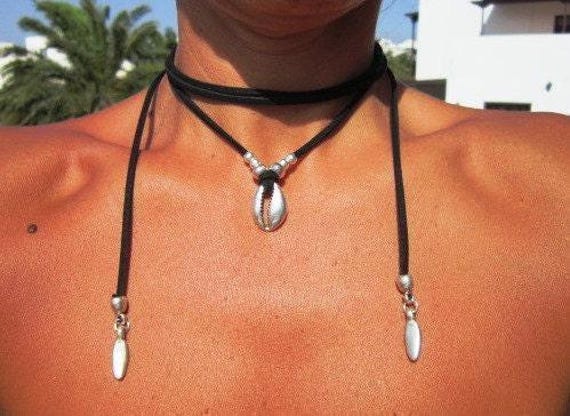 Handmade Leather Choker Shell Necklace Gift for Her • Unique Couples Necklace Jewelry • Personalized Jewelry Best selling items Host Gift