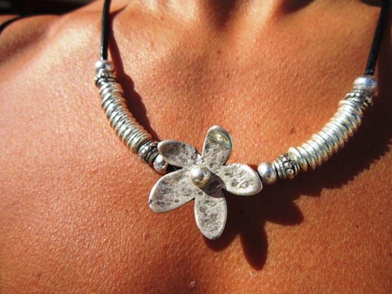 flower statement boho chic silver pendant necklace, boho jewelry, bohemian jewelry, boho chic jewelry, leather handmade jewelry designs