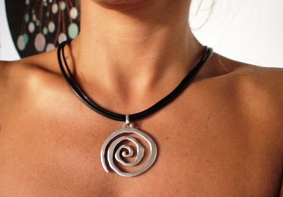 Celtic Spiral Necklace (Silver)