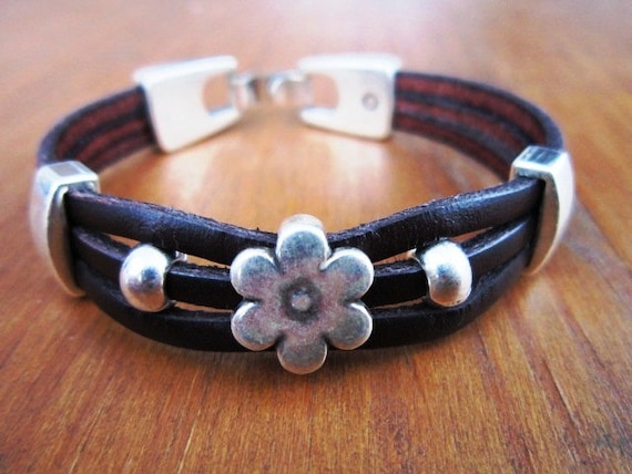 Flower Women leather bracelet, genuine Dark brown leather bracelet, braided bracelet, leather jewelry trend