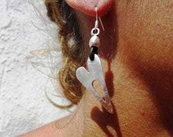 heart earrings, love silver earrings, drop earrings, leather earrings, sterling silver earrings, dangle earrings, handcrafted