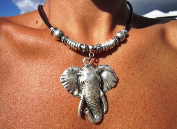 Elephant necklace, African jewelry, women fashion, African necklaces, womens necklaces, silver necklaces, bead necklaces, elephant pendant