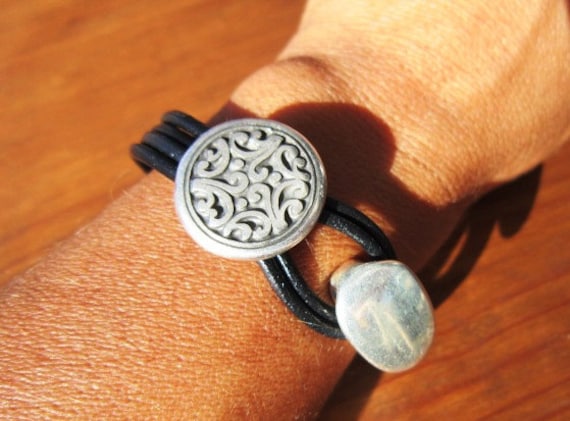 Women leather bracelet, genuine Black leather bracelet, beaded bracelet, leather jewelry trend