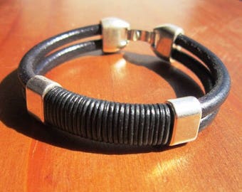 Silver and Leather mens bracelet, friendship couples bracelet, men cuff bracelet, handmade silver mens jewelry, unique gifts for men