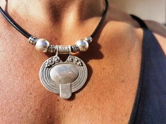 TRIBAL BOHO NECKLACE, pendant necklace, beaded boho jewelry, womens leather necklace, statement necklaces for women