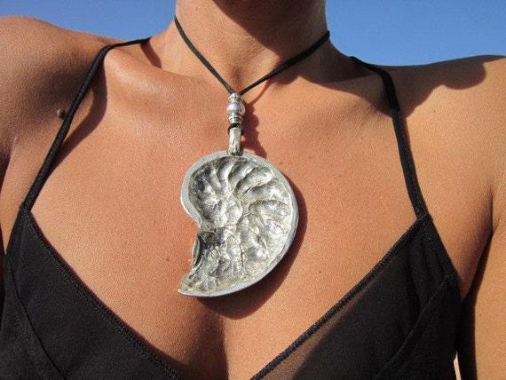 Long Summer Sea Shell Necklace Gift for Her Best Selling Items • Summer Beach Shell Jewelry Necklaces for Women • Gift for Her Top Sellers