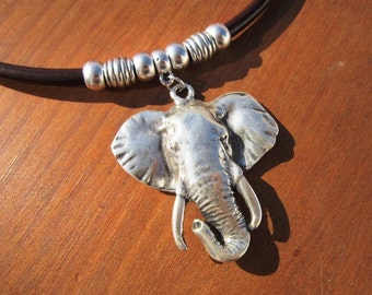 Elephant necklace, African jewelry, women fashion, African necklaces, womens necklaces, silver necklaces, bead necklaces, elephant pendant