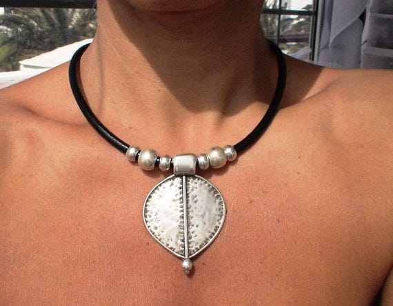 Silver Chunky Pendant Necklace • Personalized Handmade Jewelry Necklaces for Women • Unique Cute Trendy necklace Best Sellers By Kekugi