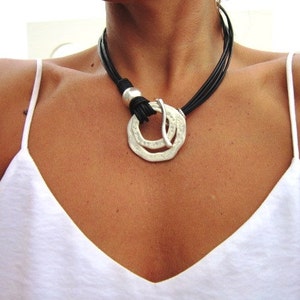 collares para las mujeres, collar de la eternidad, collar del anillo, joyería de plata, joyería de etsy, collar de plata de ley, collares de las mujeres imagen 5