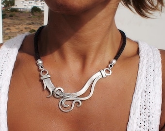 Collar de cuentas de plata con colgante personalizado • Collar para parejas, regalo para ella • Joyería personalizada personalizada Artículos más vendidos