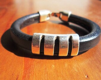 Silver and Leather mens bracelet, friendship couples bracelet, men cuff bracelet, handmade silver mens jewelry, unique gifts for men