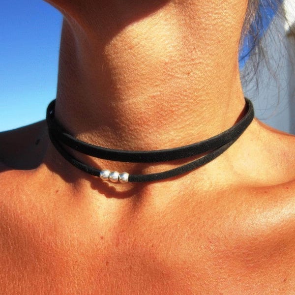 Trendy Leder Choker, Leder und Silber Perlen Halskette, Boho Schmuck, Choker Halskette