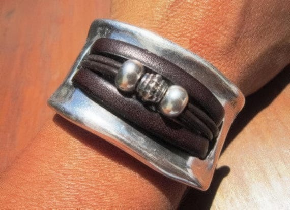 Leather & Silver Bracelets for women • Matching couple bracelets gift for women • Custom bracelet gift for her best selling ítems by kekugi