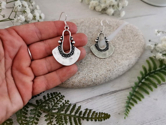 dangle earrings, Boho earring silver, drop earrings, statement trendy earrings for women, unique gypsy earrings, handmade jewelry,