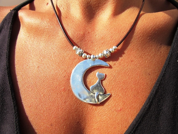 Silver Pendant moon Cat Necklace birthday gift for Her or Mom • Personalized Gifts Anniversary Gift • Handmade Jewelry Best selling items