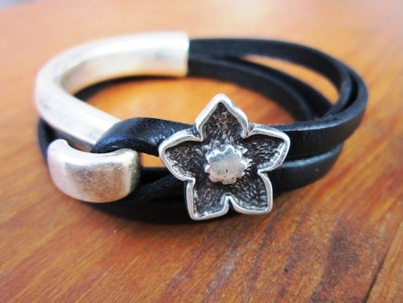 wrap bracelet, silver flower bracelet, flower friendship bracelets, friendship bracelets, leather bracelet, charm Bracelet, friendship gifts